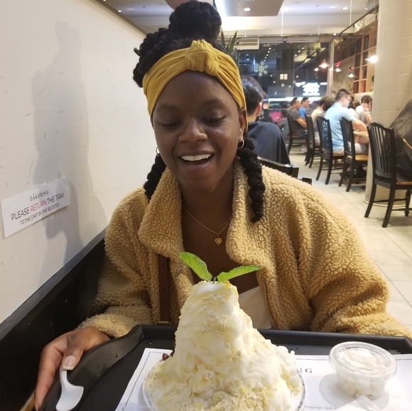 Meet your Posher, Morgan - Picture 3 of 3